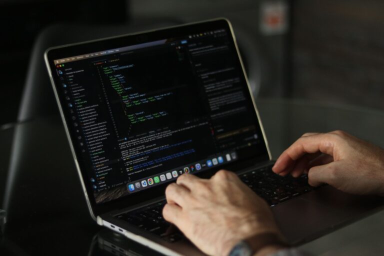 Manipuler le DOM en JavaScript sans bibliothèque : méthode et exemples utiles