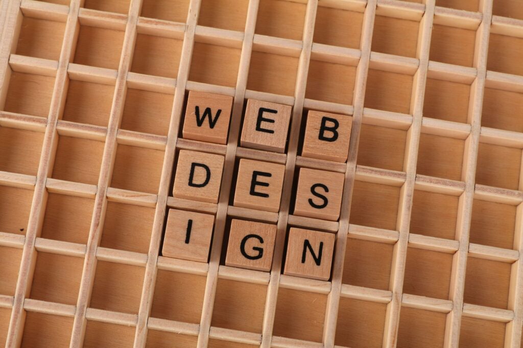 CSS Grid responsive : construire une mise en page solide sans multiplier les media queries